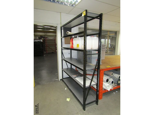 Lot 730 - metalen rek - afbeelding 2 van  3