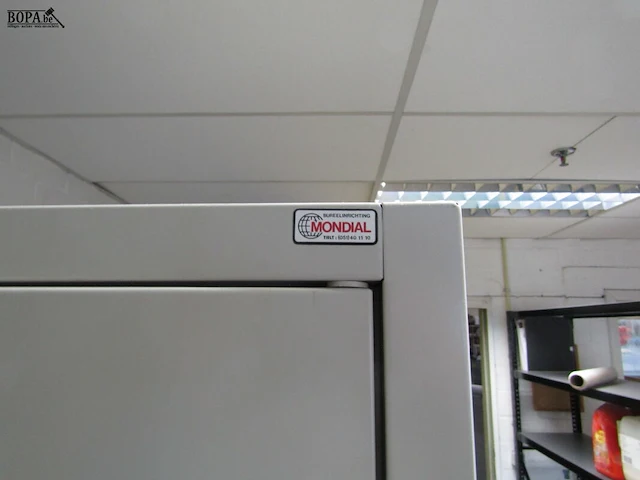 Lot 733 - bureaukast - afbeelding 3 van  3