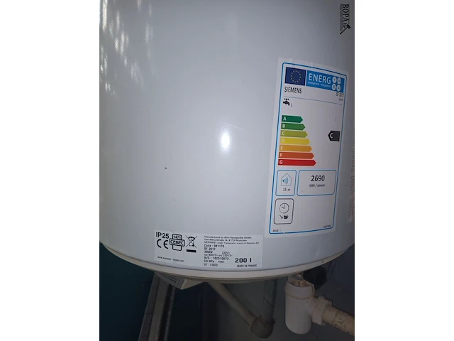 Lot 733 - waterboiler siemens 200 liter - afbeelding 2 van  3