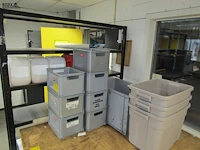 Lot 735 - kunststof bakken. 11 stuks - afbeelding 2 van  4