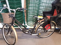 Lot 74 - damesfiets gitane - afbeelding 1 van  4