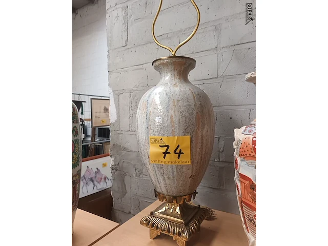 Lot 74 - lampadeire art nouveau - afbeelding 1 van  5