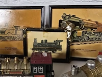 Lot 74 - lotje diverse treintjes en kaders ong 13 stuks - afbeelding 5 van  6