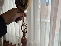 Lot 74 - luchter porcelein, 3 armen - afbeelding 3 van  3