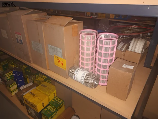 Lot 74 - luchtfilters - afbeelding 2 van  6