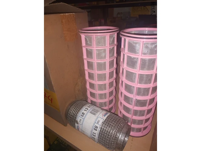 Lot 74 - luchtfilters - afbeelding 3 van  6