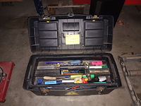 Lot 74 - materiaalkoffer stanley - afbeelding 1 van  4