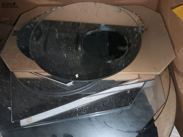 Lot 74 - onderzet spiegels - afbeelding 3 van  3