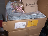 Lot 74 - plastiek zakken - afbeelding 1 van  3