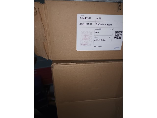 Lot 74 - plastiek zakken - afbeelding 2 van  3