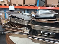 Lot 74 - rvs ovenschalen - afbeelding 3 van  3