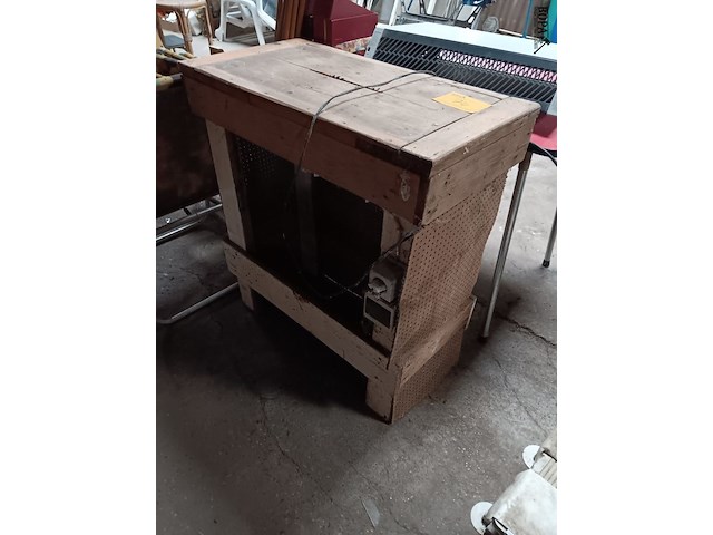 Lot 74 - tafelzaag - afbeelding 1 van  3