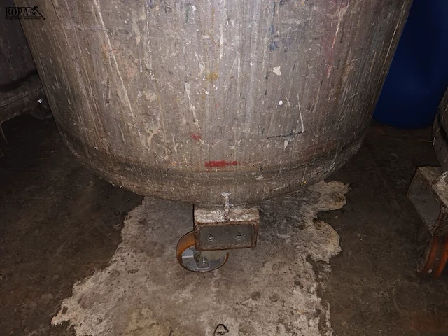 Lot 745 - ronde container op wielen - afbeelding 3 van  3