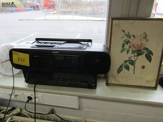Lot 747 - elektro en kabels - afbeelding 3 van  6