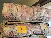 Lot 75 - slaapzakken, 2 stuks dacron hollofil - afbeelding 1 van  3