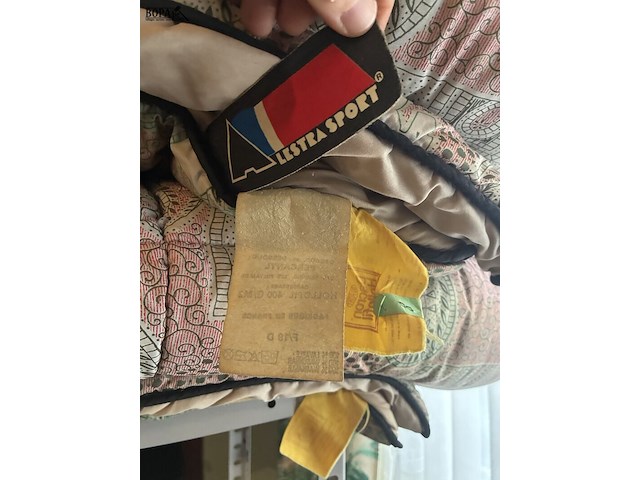 Lot 75 - slaapzakken, 2 stuks dacron hollofil - afbeelding 2 van  3