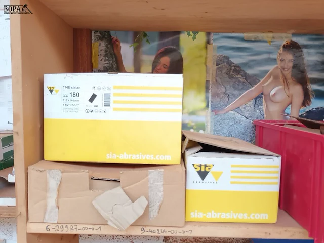 Lot 750 - werkmateriaal en sorteerbakjes - afbeelding 4 van  6