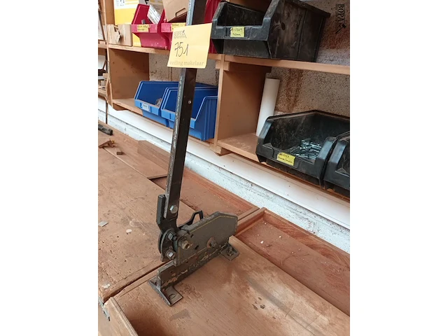 Lot 751 - platenschaar - afbeelding 1 van  3