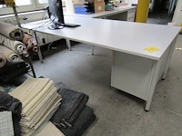 Lot 754 - bureau - afbeelding 4 van  4