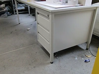 Lot 757 - bureau - afbeelding 4 van  5