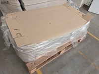 Lot 757 - verpakkingsdozen. 2 palletten - afbeelding 2 van  3