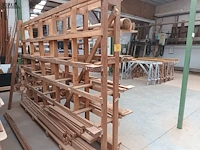 Lot 758 - houten rek - afbeelding 2 van  3