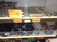 Lot 76 - diversen voor landbouw. inhoud rek - afbeelding 8 van  12