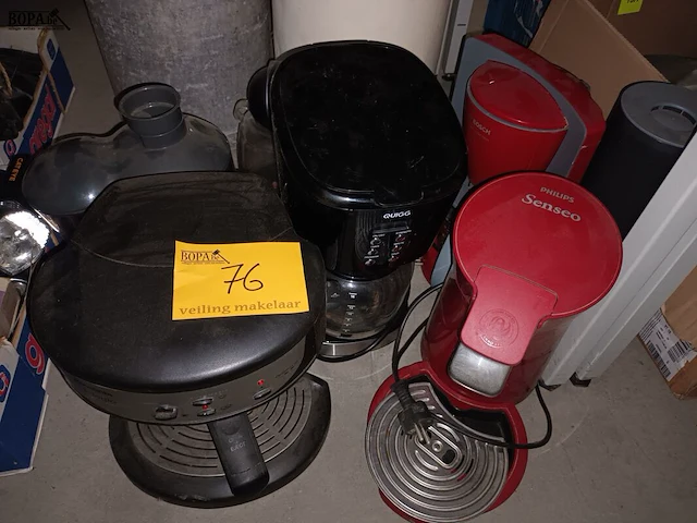 Lot 76 - keuken elektro. 6 stuks - afbeelding 1 van  4