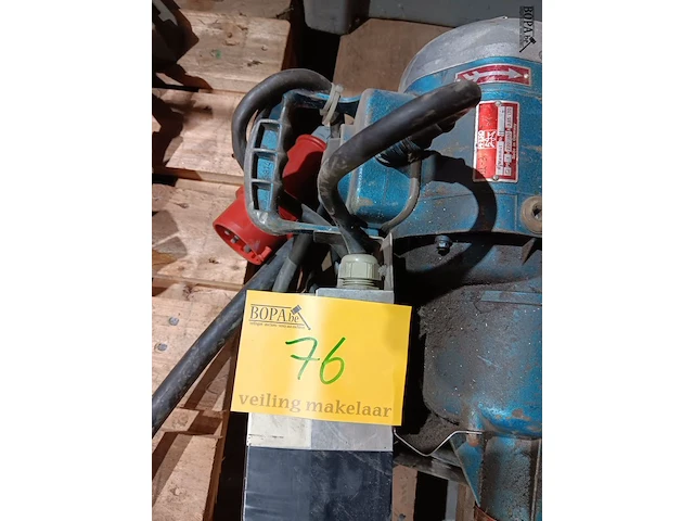 Lot 76 - slangreinigingsmachine pferd - afbeelding 1 van  3