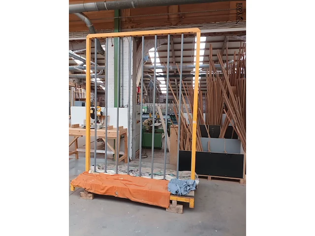 Lot 762 - metalen rek - afbeelding 3 van  3