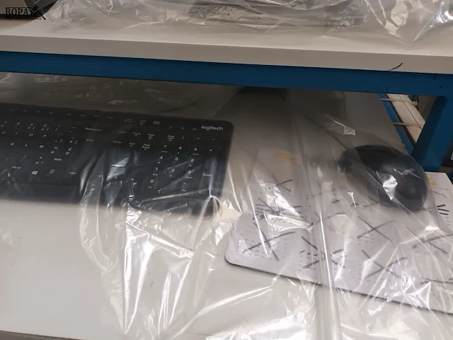 Lot 769 - computer configuratie - afbeelding 4 van  4