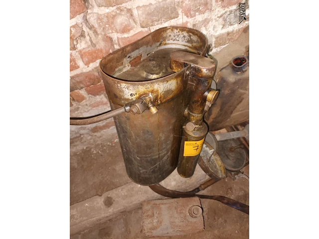 Lot 77 - brocante. 5 stuks - afbeelding 2 van  4