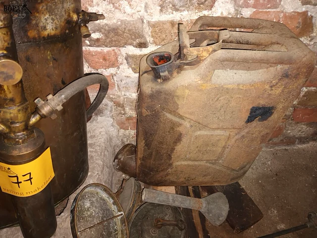 Lot 77 - brocante. 5 stuks - afbeelding 4 van  4