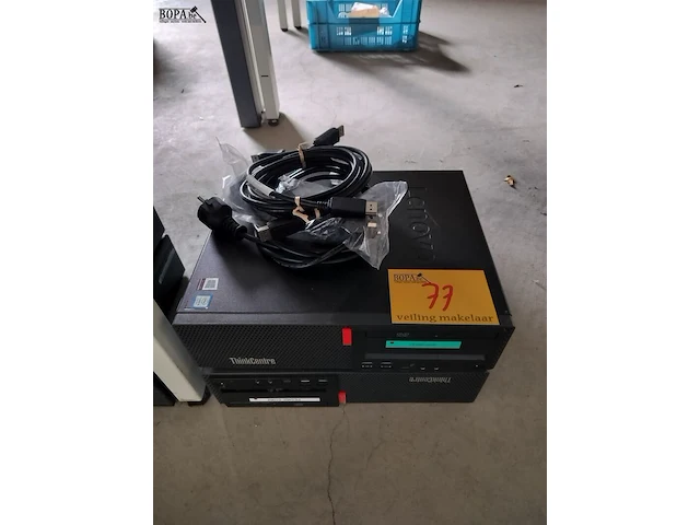 Lot 77 - lenovo thinkcentre desktop - 2 stuks - afbeelding 1 van  1