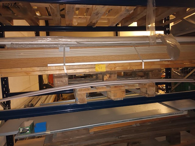 Lot 77 - lot osb en gyproc - afbeelding 1 van  4