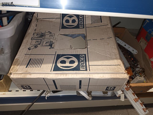 Lot 77 - materiaal voor elektrische installaties - afbeelding 3 van  11