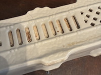 Lot 77 - porcelein gardinière victoriaans - afbeelding 4 van  4