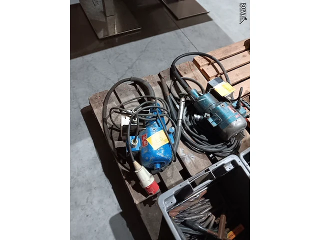 Lot 77 - slangreinigingsmachine pferd - afbeelding 3 van  3