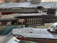 Lot 77 - unieke militaire diorama's handgemaakt 3 stuks en boten - afbeelding 6 van  12