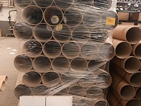 Lot 775 - kartonnen buizen. 2 palletten - afbeelding 1 van  3