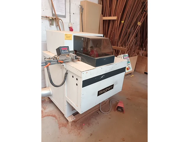 Lot 775 - kleinhouten freesmachine - afbeelding 1 van  5