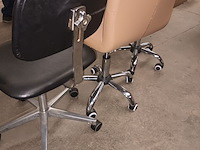 Lot 78 - bureaustoel. 3 stuks - afbeelding 3 van  3