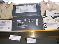 Lot 78 - elektriciteitsmateriaal niko. inhoud rek - afbeelding 2 van  6