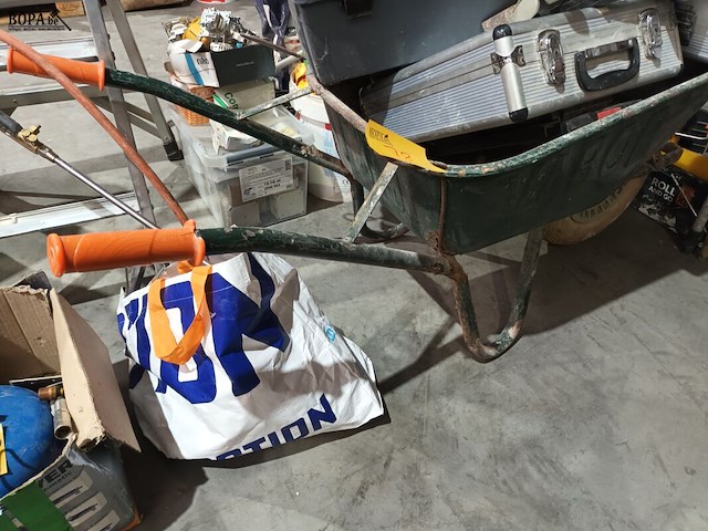 Lot 78 - kruiwagen - afbeelding 1 van  3