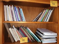 Lot 78 - lot boeken - afbeelding 1 van  4