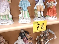 Lot 78 - porseleinen beeldjes. 14 stuks - afbeelding 3 van  7