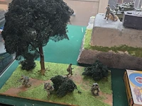 Lot 78 - unieke militaire diorama's handgemaakt 1 grote en 1 kleine - afbeelding 7 van  8