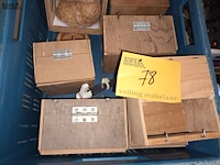Lot 78 - vogelkastjes - afbeelding 2 van  4