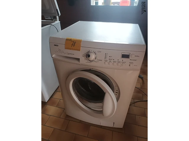Lot 78 - wasmachine zanussi - afbeelding 1 van  4