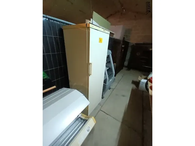 Lot 78 - wijn koelkast siemens sikafrost - afbeelding 2 van  5